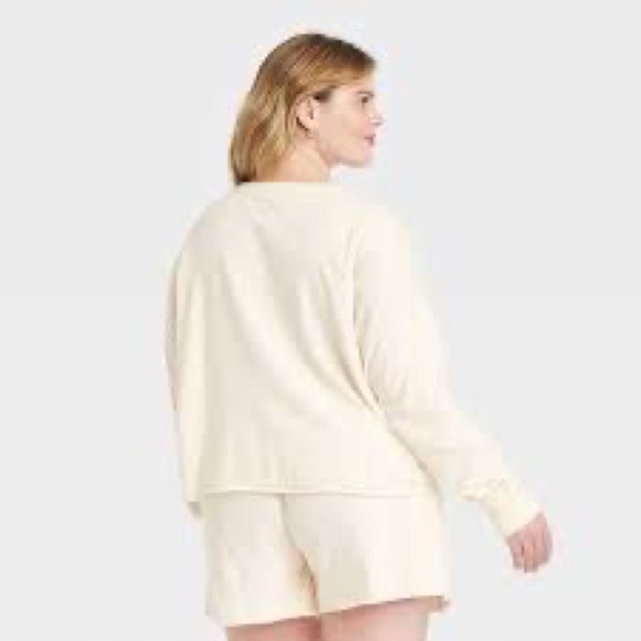 🎩🗝️$25 NWT Universal Thread 100% Cotton Crème Lightweight Henley - Picture 2 of 8